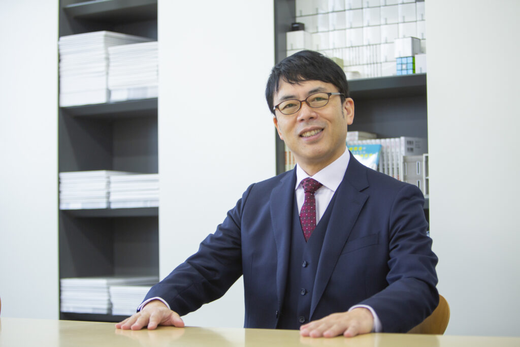 上念司　収入源