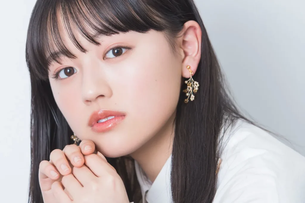 上坂樹里　収入源