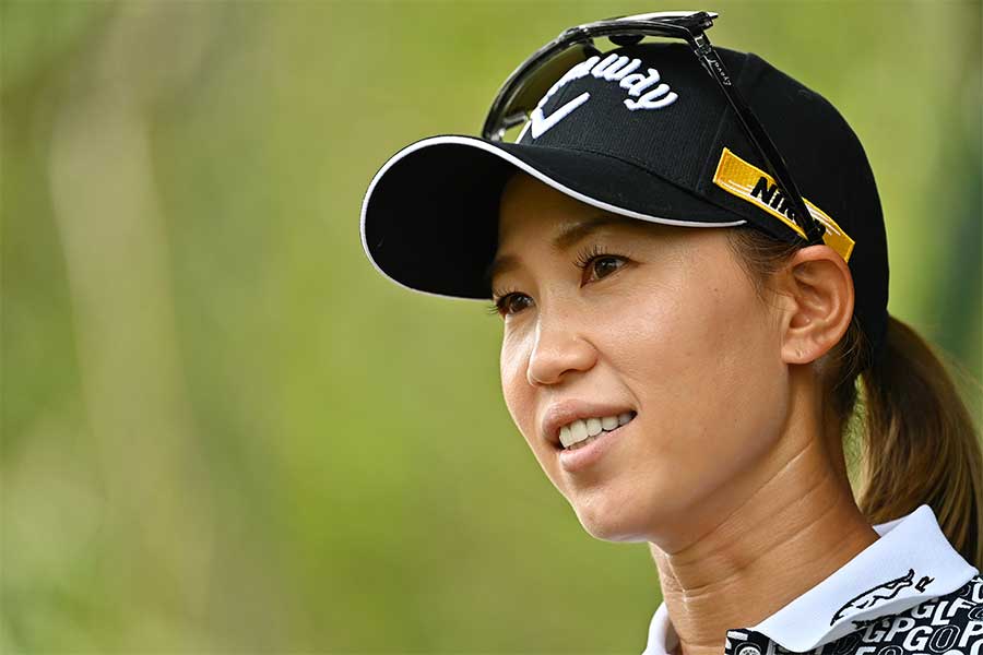 上田桃子　収入源