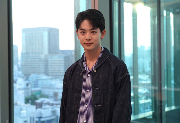 小林虎之介　収入源