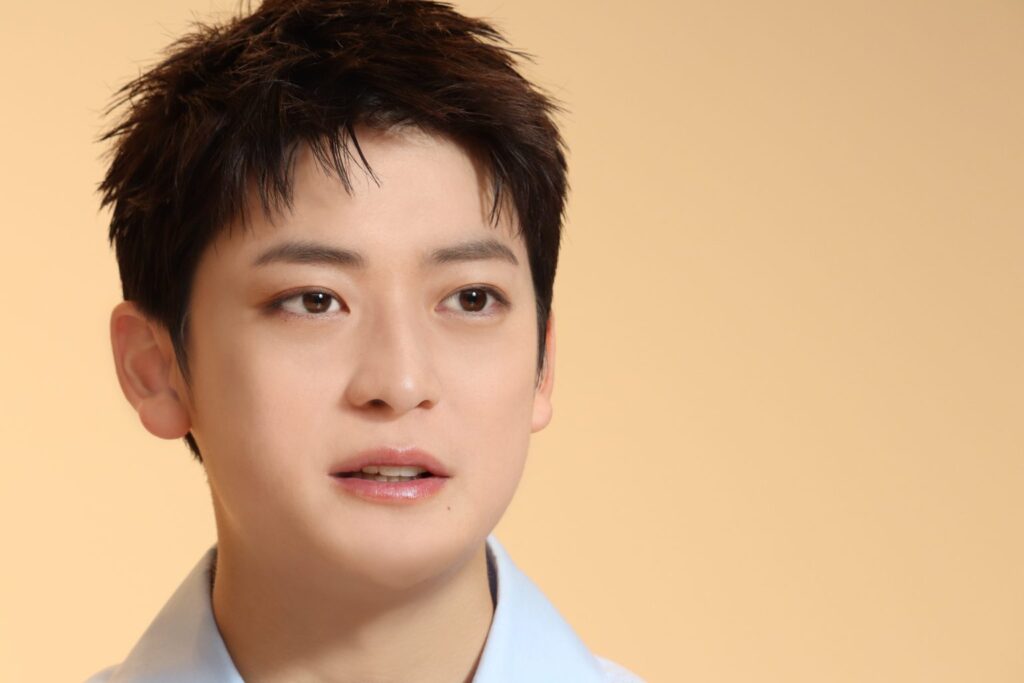 高橋文哉　収入源