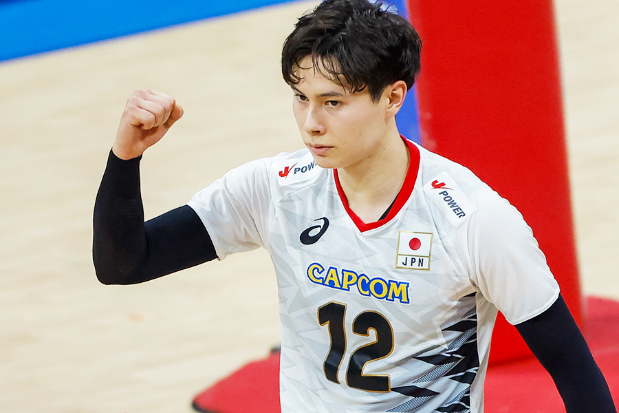 髙橋藍　収入源