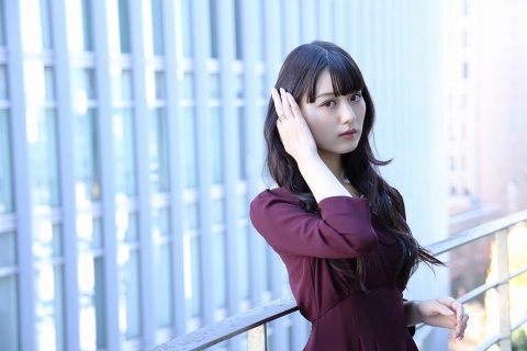鶴嶋乃愛　年収