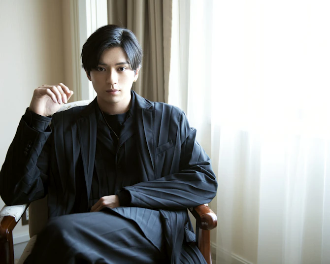 新田真剣佑　資産