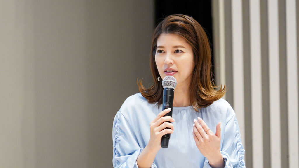 神田愛花　収入源