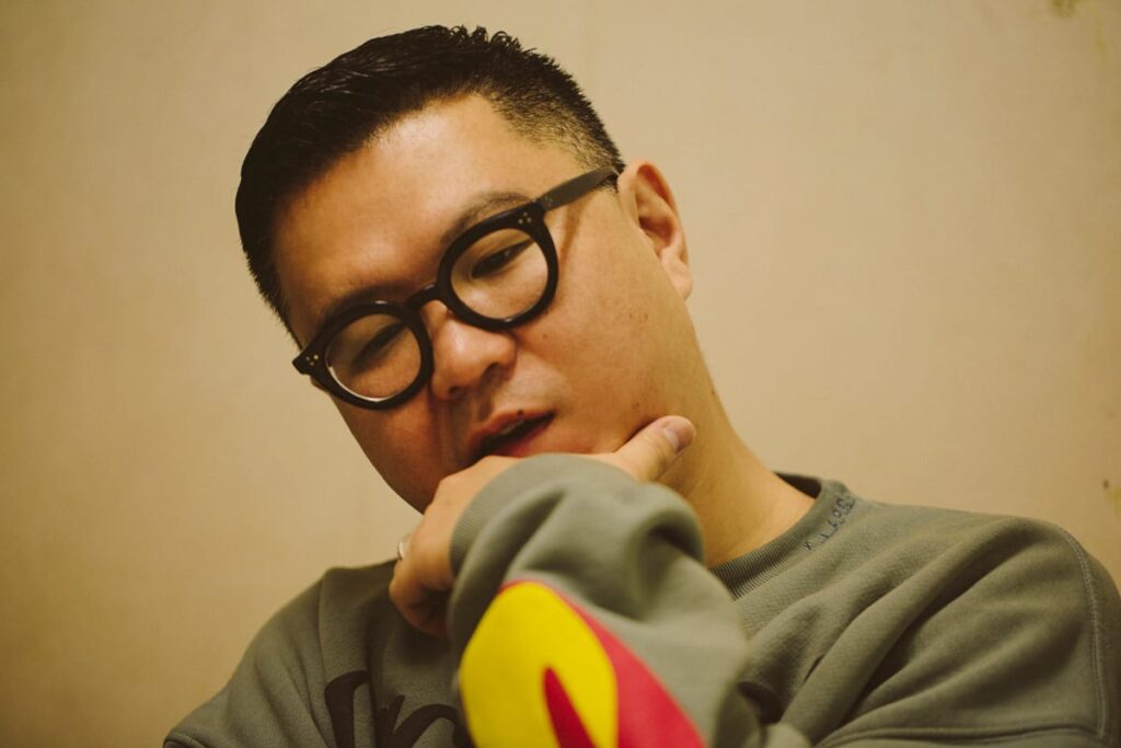 長谷川忍　収入源