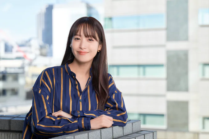 鷲見玲奈　収入源