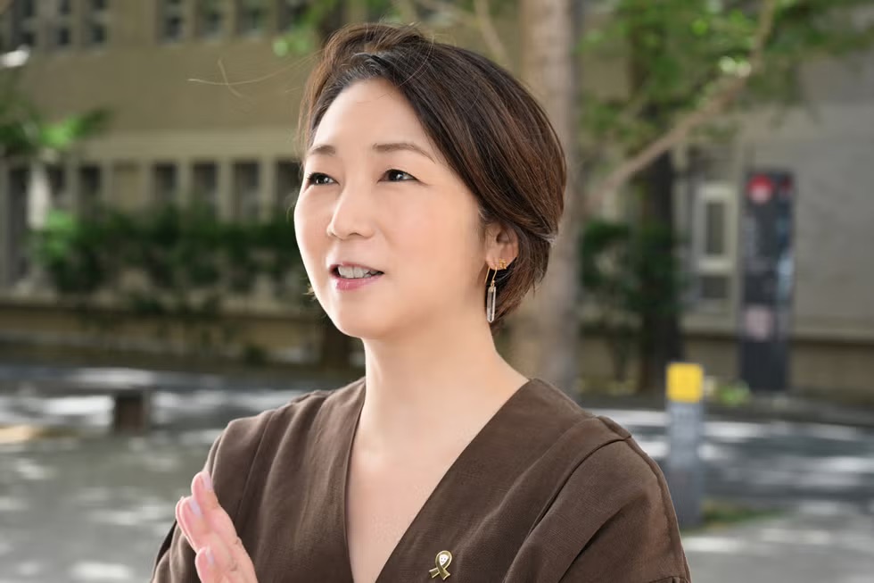 中井美穂　収入源