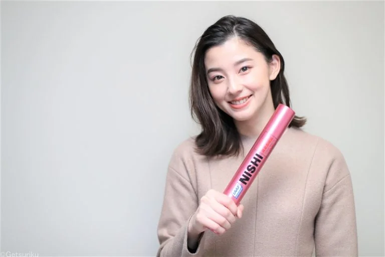 朝比奈彩　資産