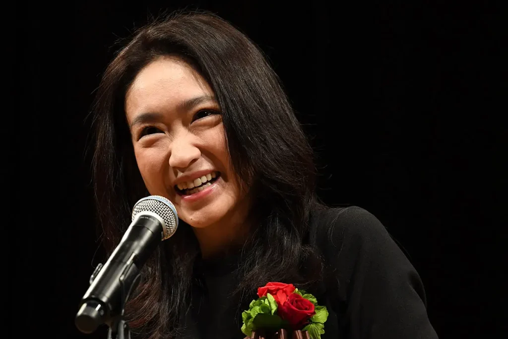 池脇千鶴　収入源