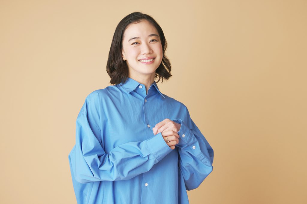 蒼井優　収入源