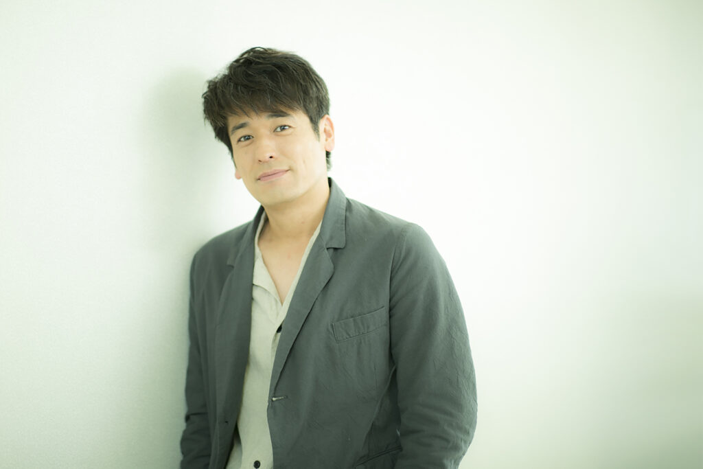 佐藤隆太　収入源