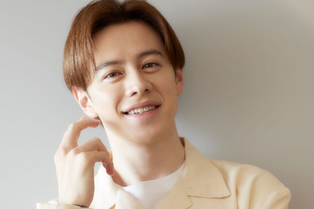 ウエンツ瑛士　収入源