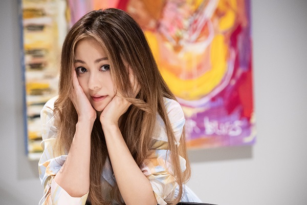 倉木麻衣　収入源