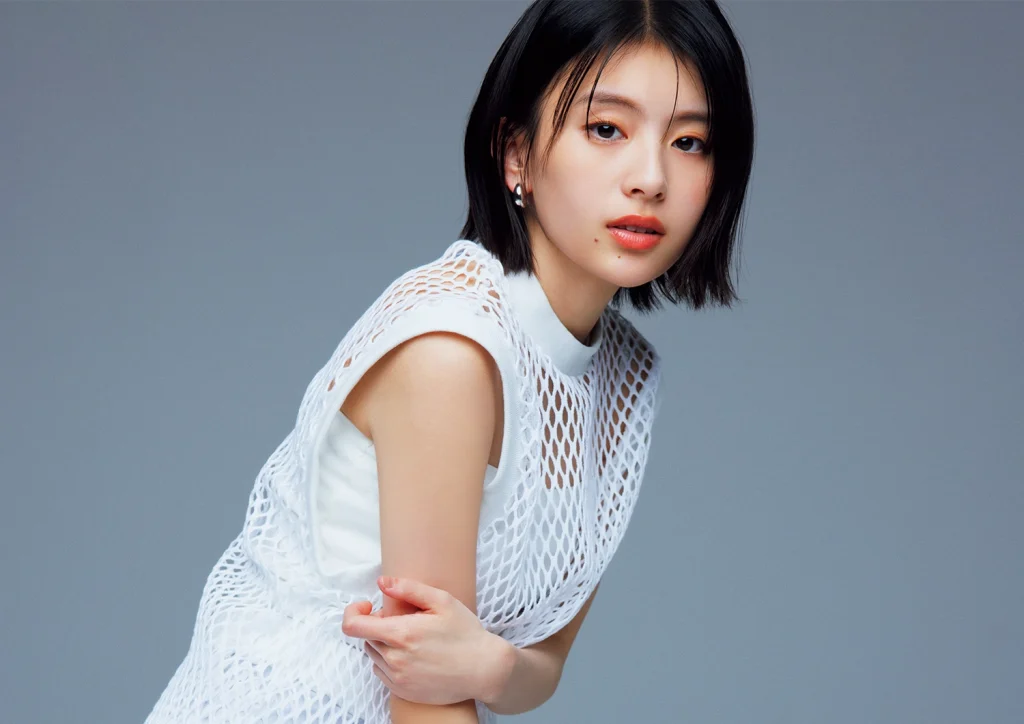 出口夏希　収入源