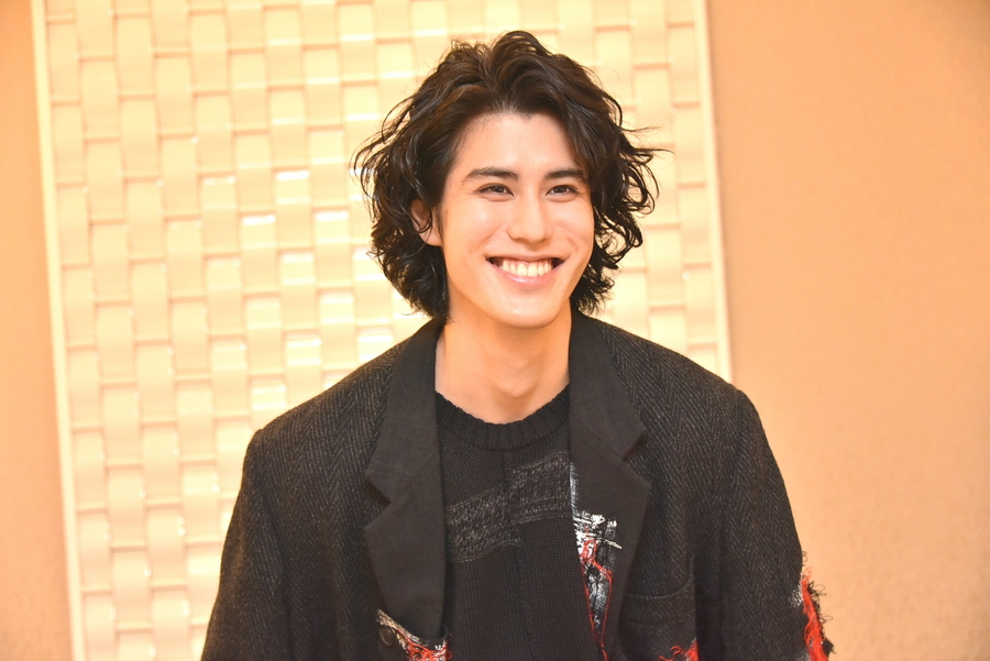 寛一郎　収入源