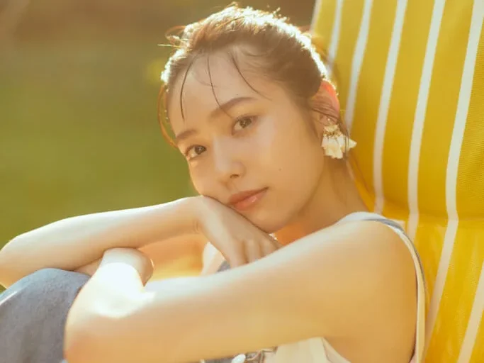 秋田汐梨　収入源