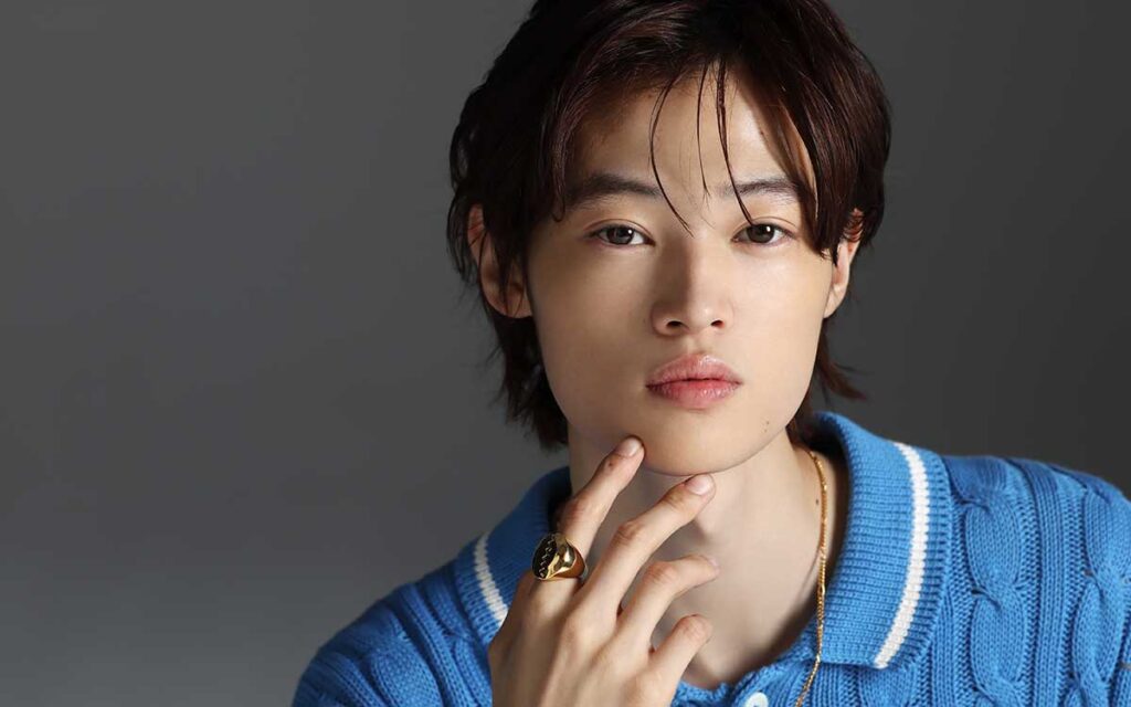 窪塚愛流　収入源