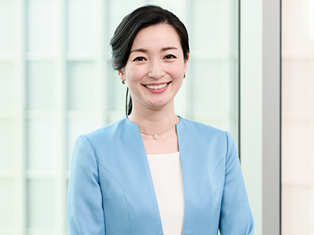 大江麻理子　収入源