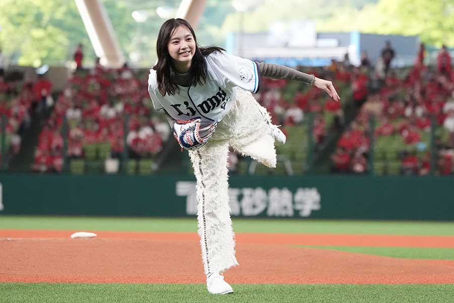 新川優愛　資産