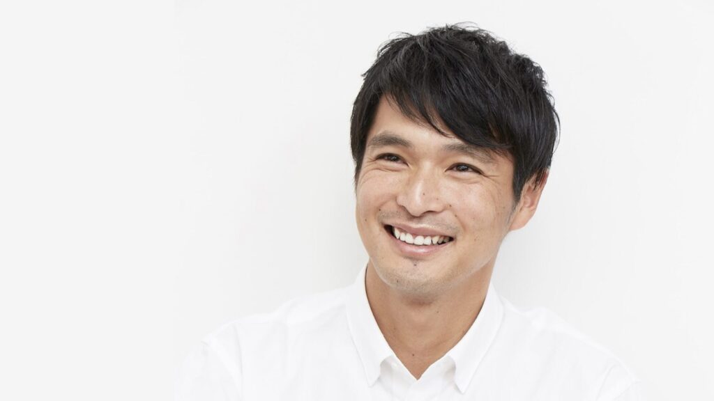 青山隼　収入源