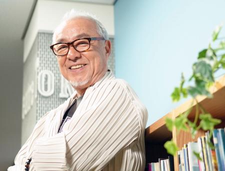 中尾隆聖　収入源