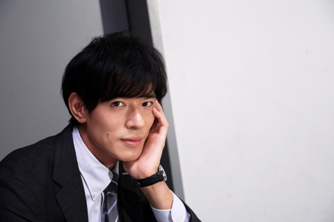 中島歩夢　収入源