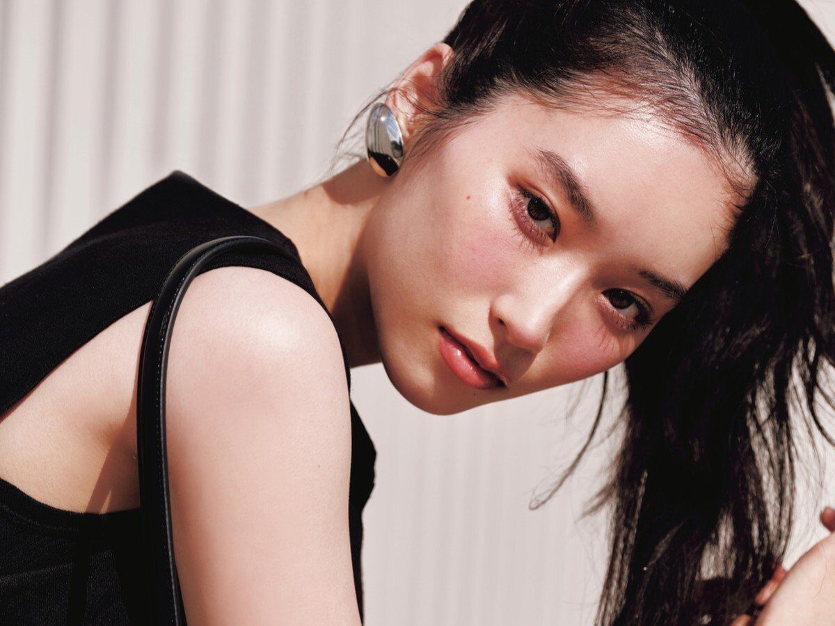 片岡凛　収入源