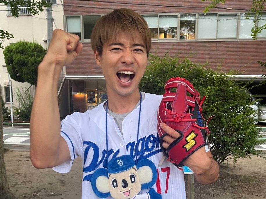 辻本達規　収入源