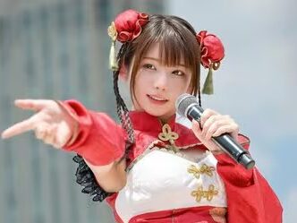 えなこ　収入源