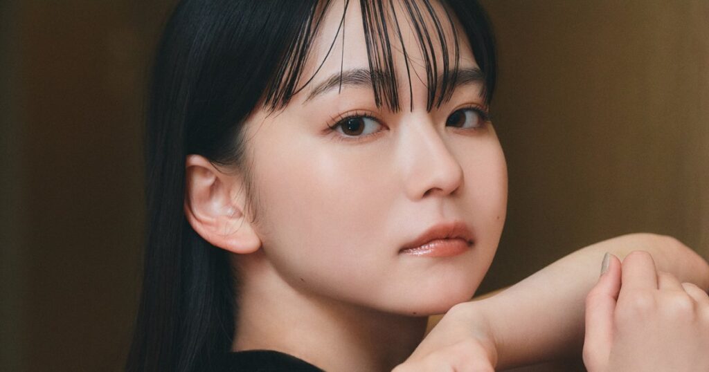 山田杏奈　収入源
