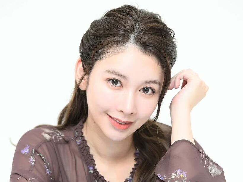 結城モエ　収入源