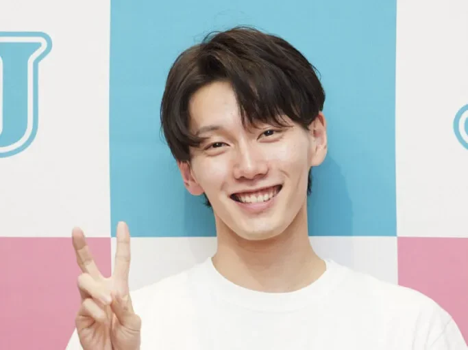 階晴紀　収入源