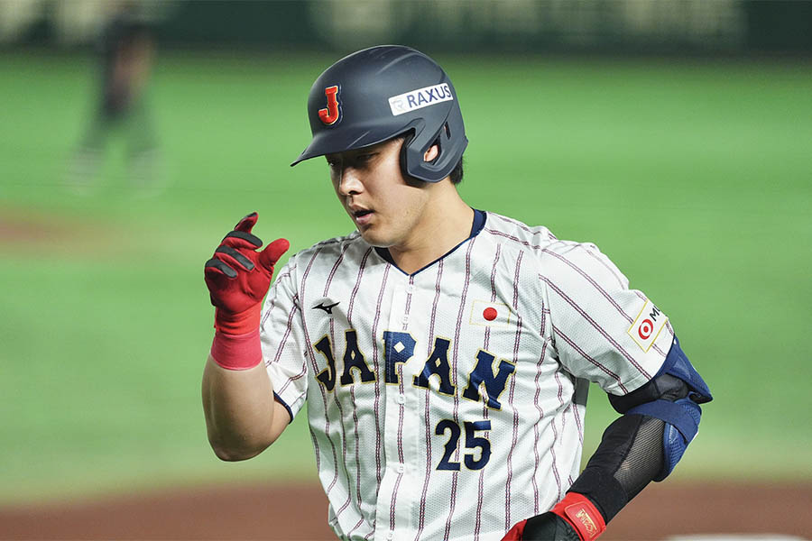 岡本和真　資産