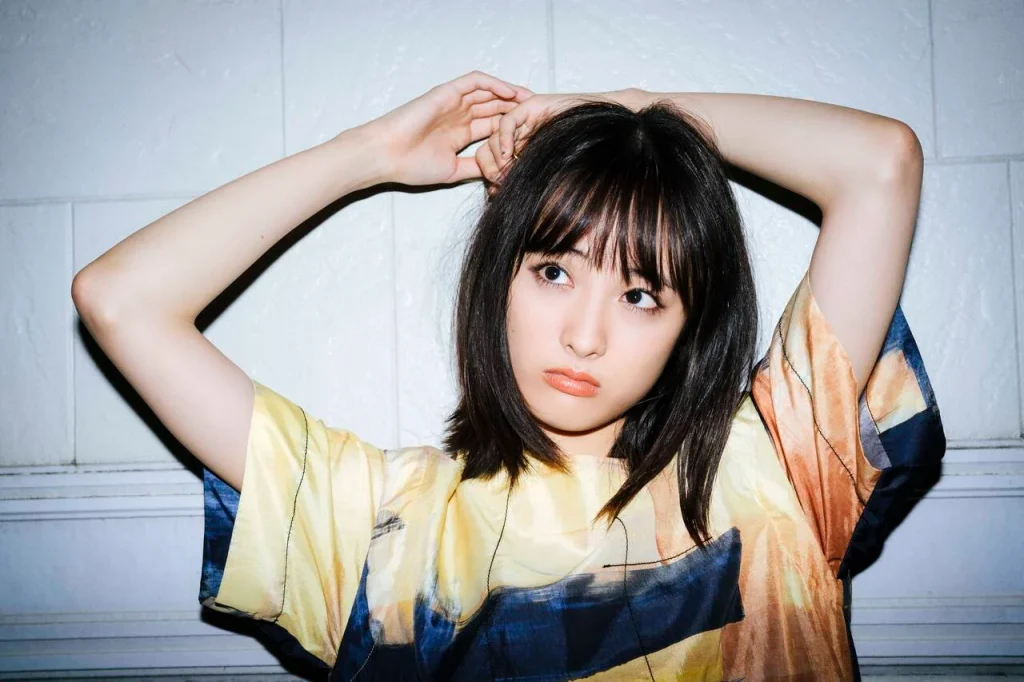 大友花恋 収入源