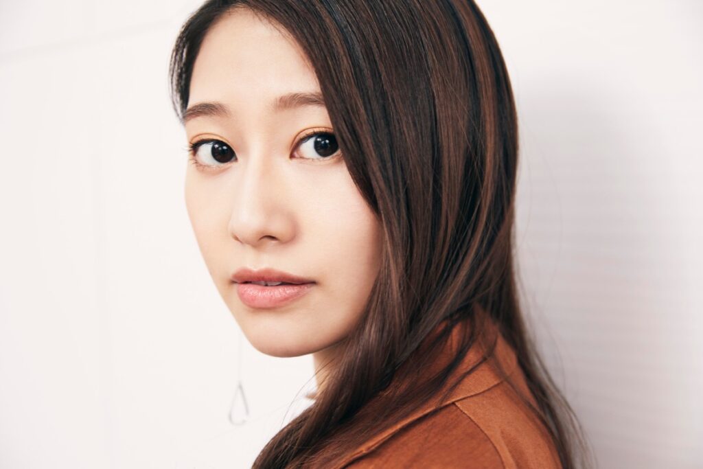 桜井玲香　収入源