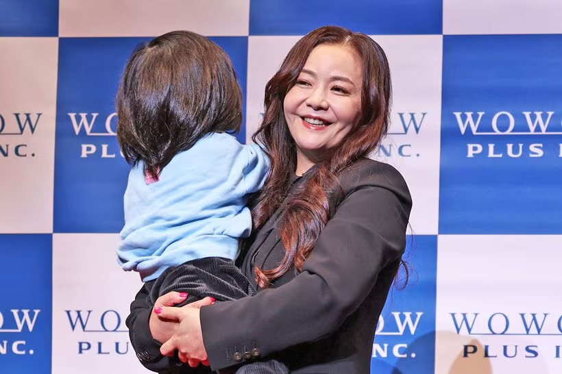 華原朋美　収入源