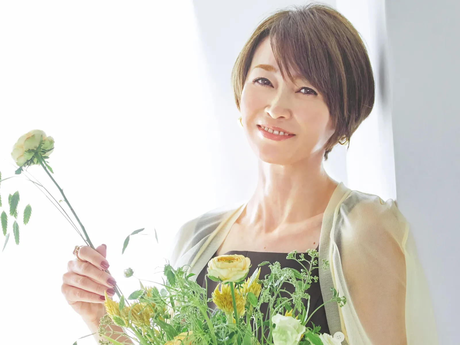 辺見えみり　収入源