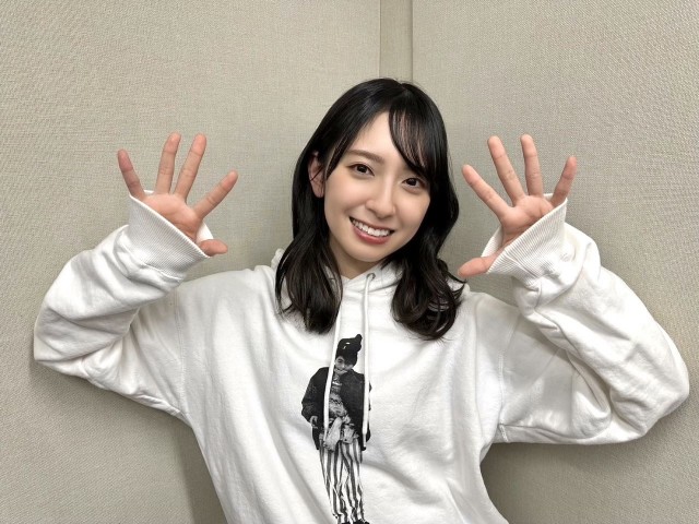 金村美玖　収入源