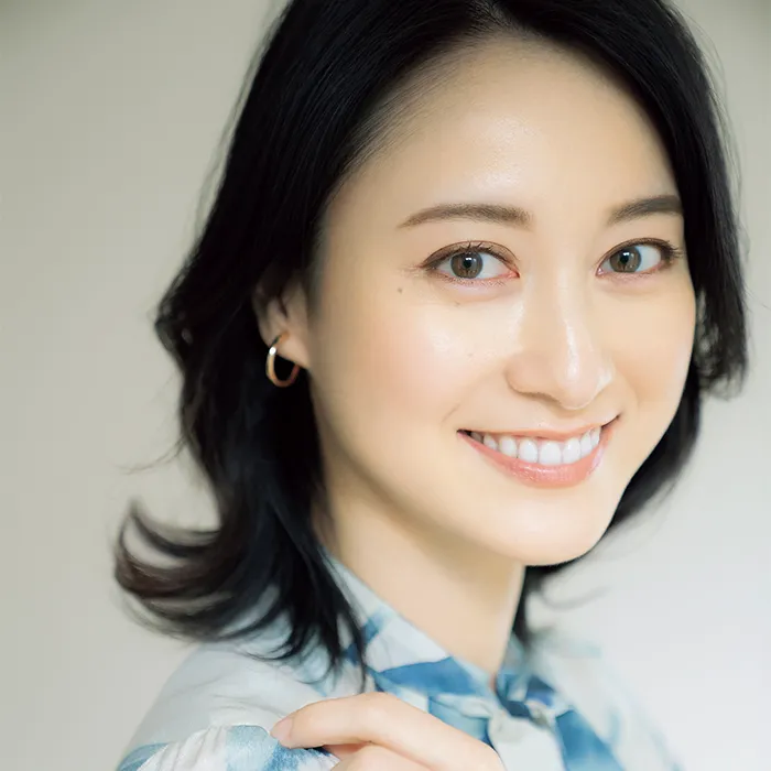 小川彩佳　収入源