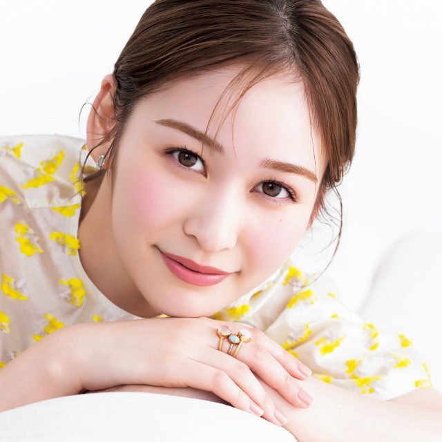 岩田絵里奈　収入源